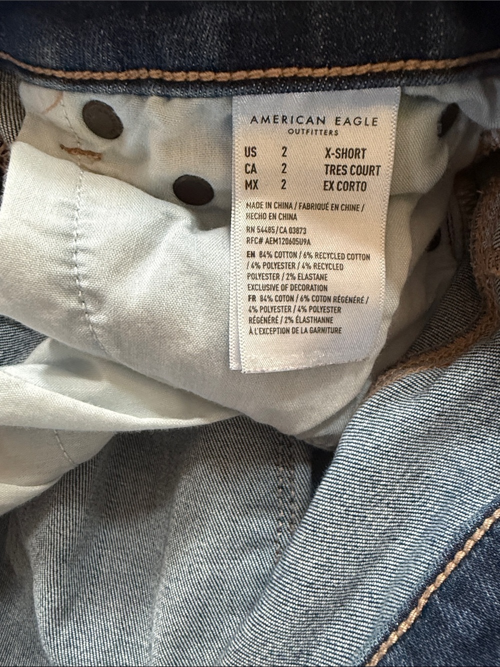 High Rise Distressed Jegging 2 X-Short - Picture 6 of 6